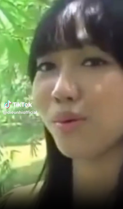 Diệu Nhi một thời 'hai lúa'. Ảnh: Chụp màn hình Diệu Nhi một thời 'hai lúa'. Ảnh: Chụp màn hình
