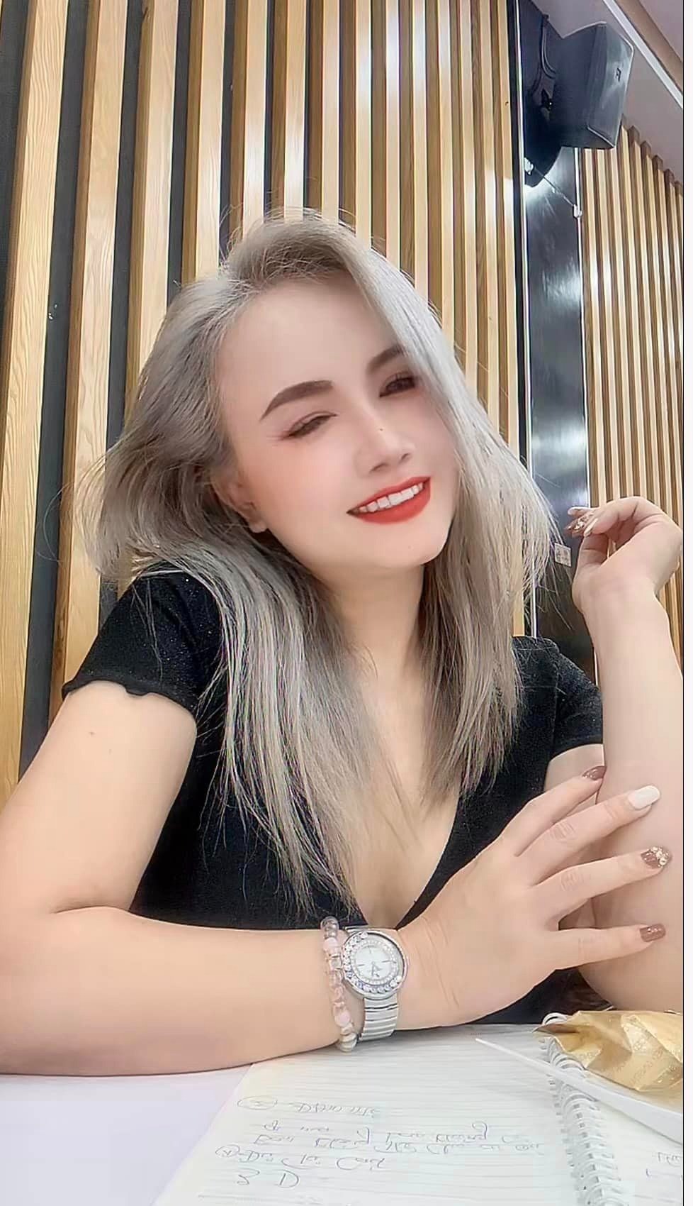 Đào Hoàng Yến qua 4 đời chồng thừa nhận vẫn xinh đẹp ở U50, hé lộ dự định lấy chồng thứ 5 - Ảnh 1