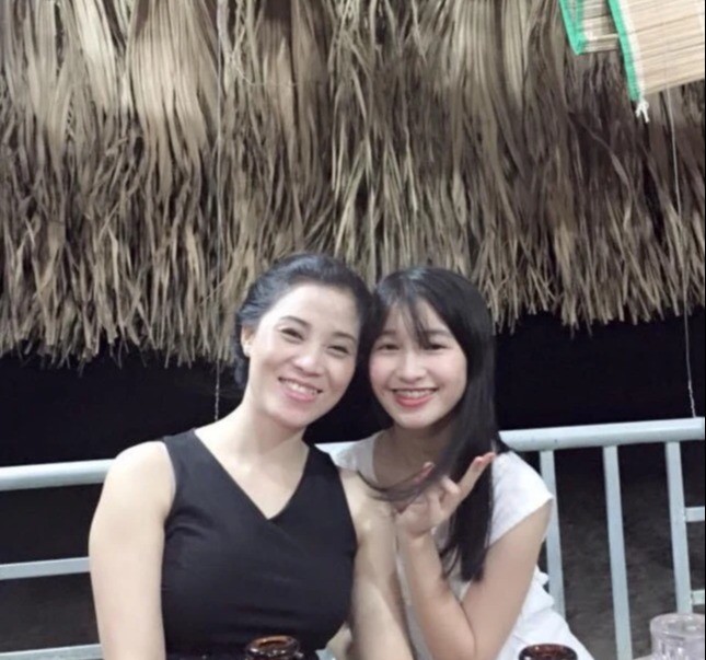 Việc niềng răng giúp nhan sắc Phương Nhi hoàn hảo hơn. Ảnh: FB Việc niềng răng giúp nhan sắc Phương Nhi hoàn hảo hơn. Ảnh: FB