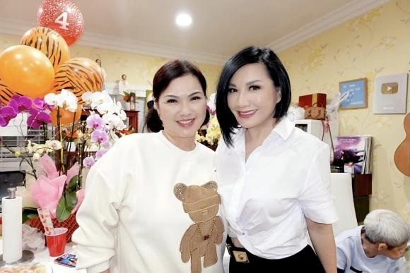 Diện mạo trẻ trung thấy rõ của bà xã Chí Tài. Ảnh: FBNV Diện mạo trẻ trung thấy rõ của bà xã Chí Tài. Ảnh: FBNV