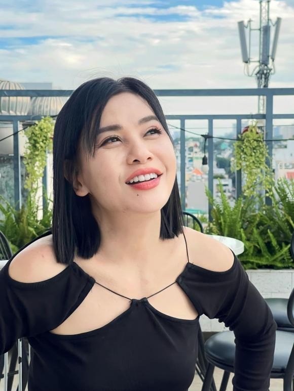Cát Phượng hạnh phúc nói về tình yêu của mình. Ảnh: ngoisao.vn Cát Phượng hạnh phúc nói về tình yêu của mình. Ảnh: ngoisao.vn
