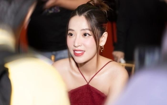 Sao Việt 16/6: 'Bà trùm hoa hậu' tự hào về Bảo Ngọc, Phương Oanh được khen ngợi sau khi thành vợ shark Bình - Ảnh 4 Sao Việt 16/6: 'Bà trùm hoa hậu' tự hào về Bảo Ngọc, Phương Oanh được khen ngợi sau khi thành vợ shark Bình - Ảnh 4