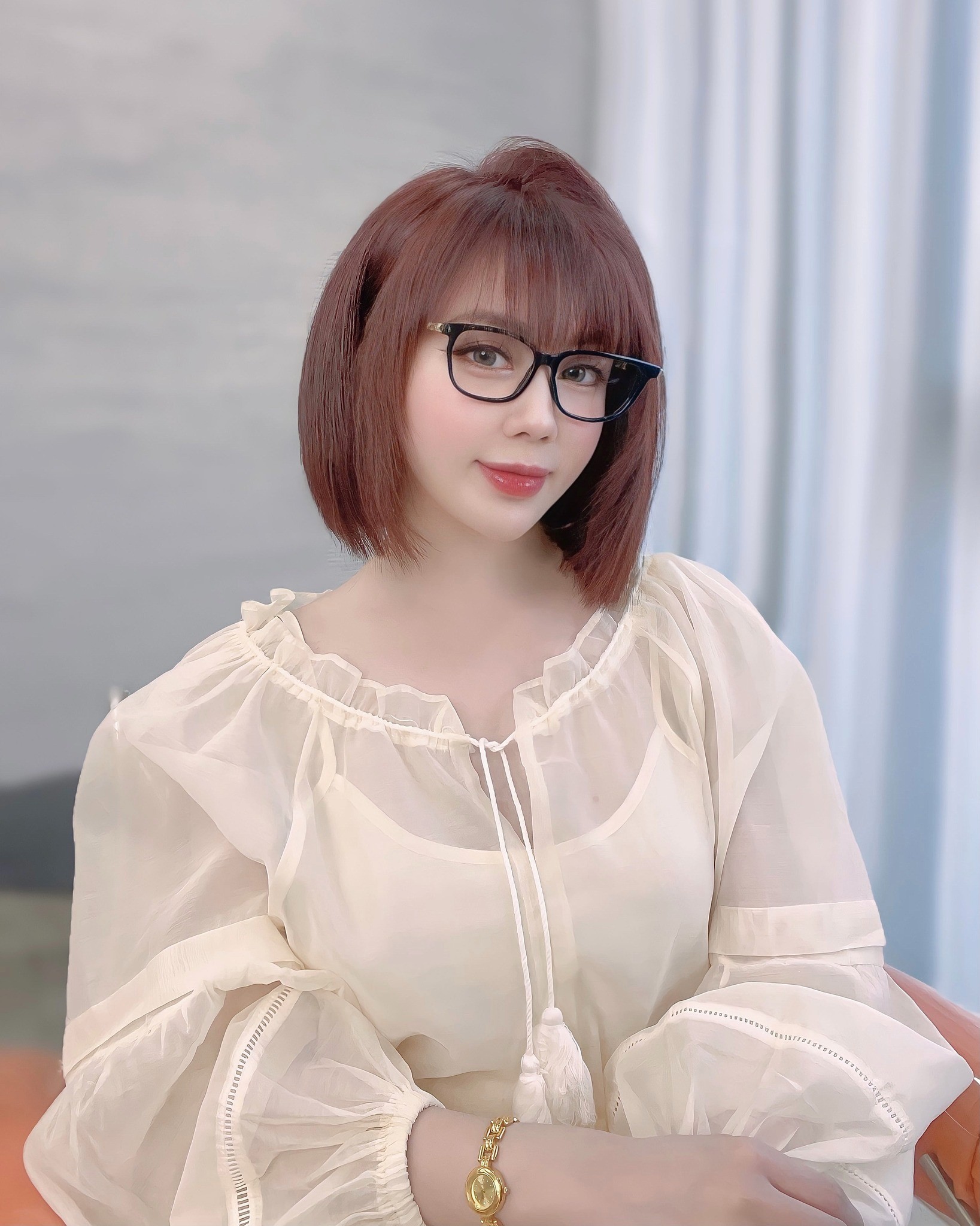 Âu Hà My xuống tóc, thay đổi 'giao diện' sau 3 năm chia tay Trọng Hưng - Ảnh 1 Âu Hà My xuống tóc, thay đổi 'giao diện' sau 3 năm chia tay Trọng Hưng - Ảnh 1
