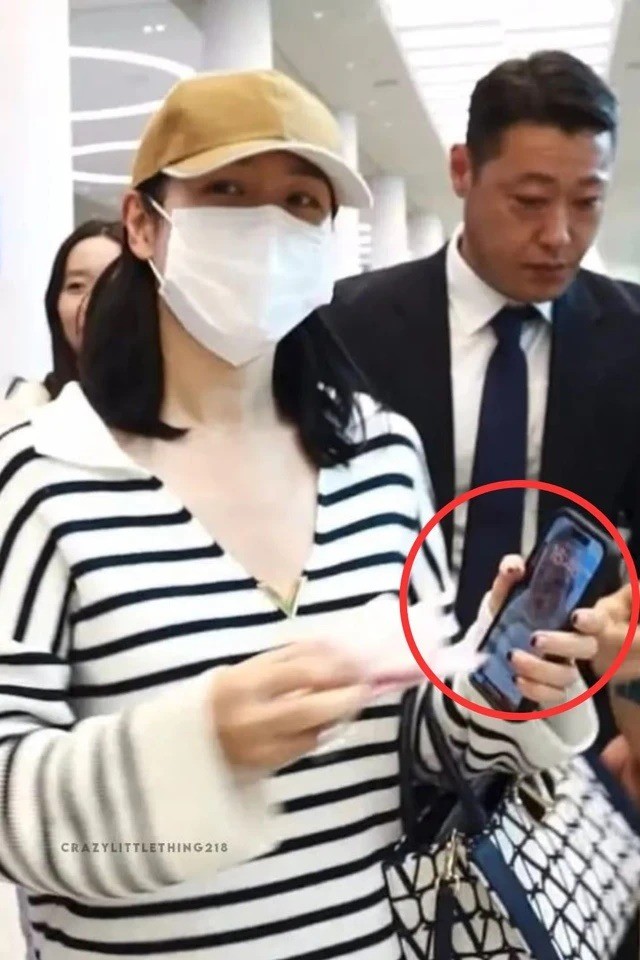 Hình ảnh được cho là con trai Son Ye Jin. Ảnh: Internet Hình ảnh được cho là con trai Son Ye Jin. Ảnh: Internet
