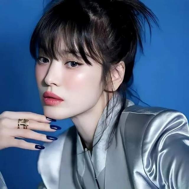 Song Hye Kyo nhận được lời khe ngợi sau thành công của The Glory. Ảnh: Internet Song Hye Kyo nhận được lời khe ngợi sau thành công của The Glory. Ảnh: Internet