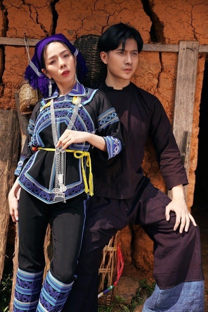 Lệ Quyên và Lâm Bảo Châu luôn mặn nồng bên nhau. Ảnh: Internet