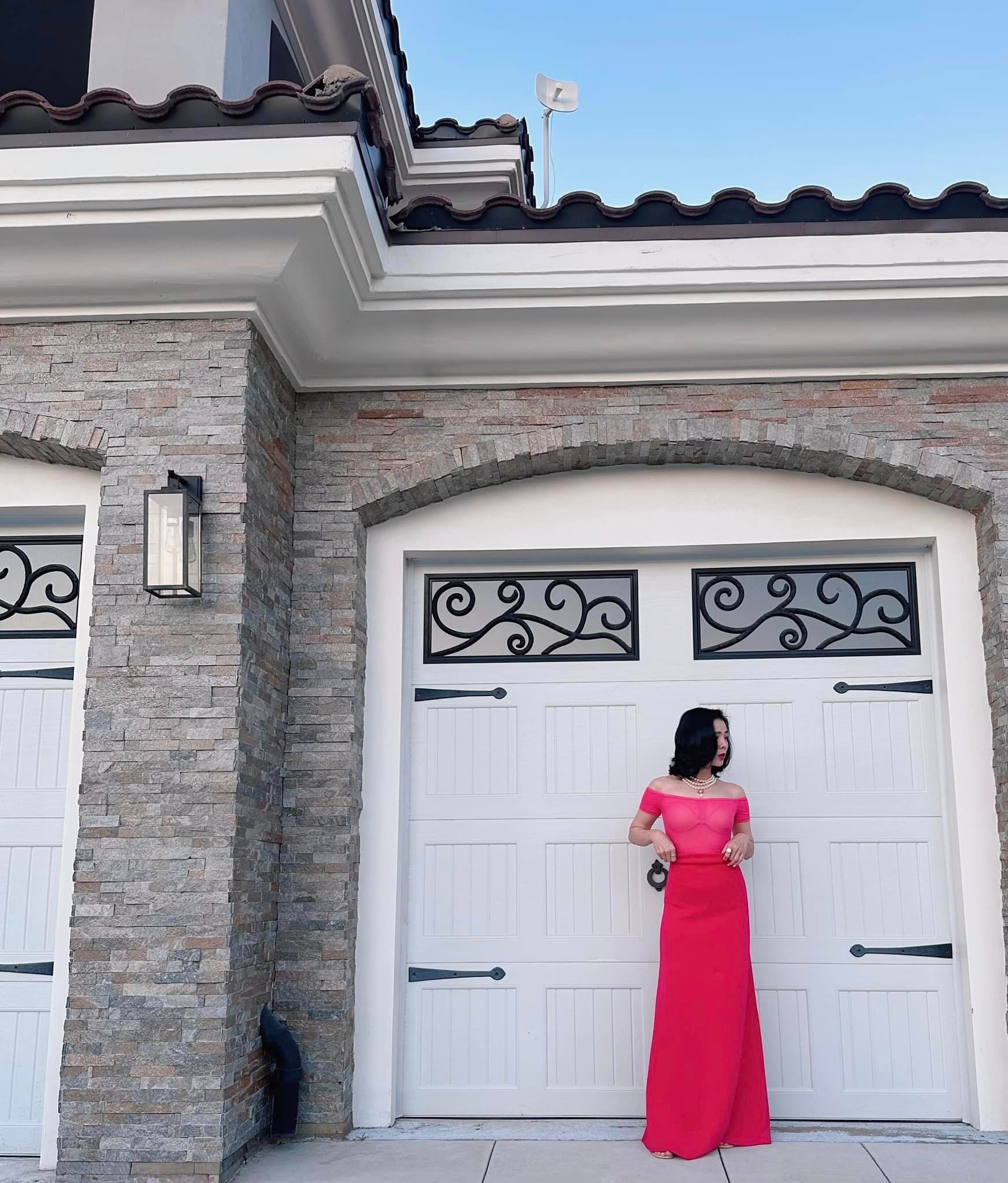 Lên đồ xuyên thấu, Lệ Quyên chống 'hớ hênh' bằng cách này - Ảnh 3