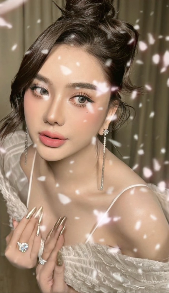 Lâm Khánh Chi đẹp như hotgirl trong hình ảnh mới nhất. Ảnh: FBNV Lâm Khánh Chi đẹp như hotgirl trong hình ảnh mới nhất. Ảnh: FBNV