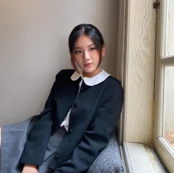 Em gái Ý Nhi hy vọng mọi người chấp nhận lời xin lỗi của chị gái. Ảnh: FBNV Em gái Ý Nhi hy vọng mọi người chấp nhận lời xin lỗi của chị gái. Ảnh: FBNV