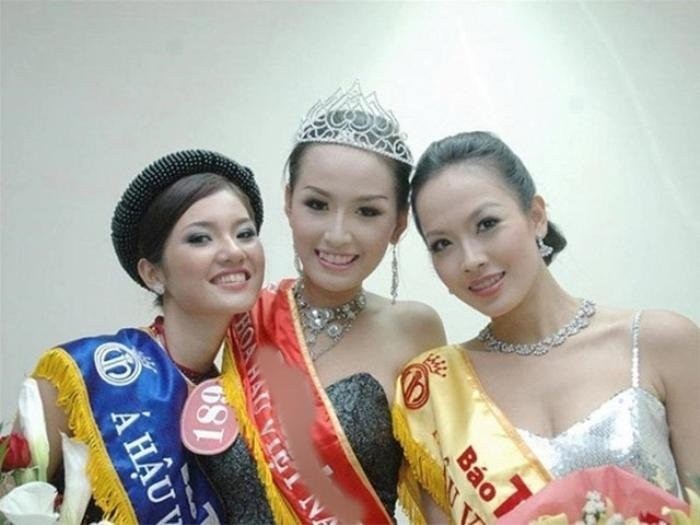 Mai Phương Thúy nhớ lại kỷ niệm của 17 năm trước. Ảnh: FBNV Mai Phương Thúy nhớ lại kỷ niệm của 17 năm trước. Ảnh: FBNV