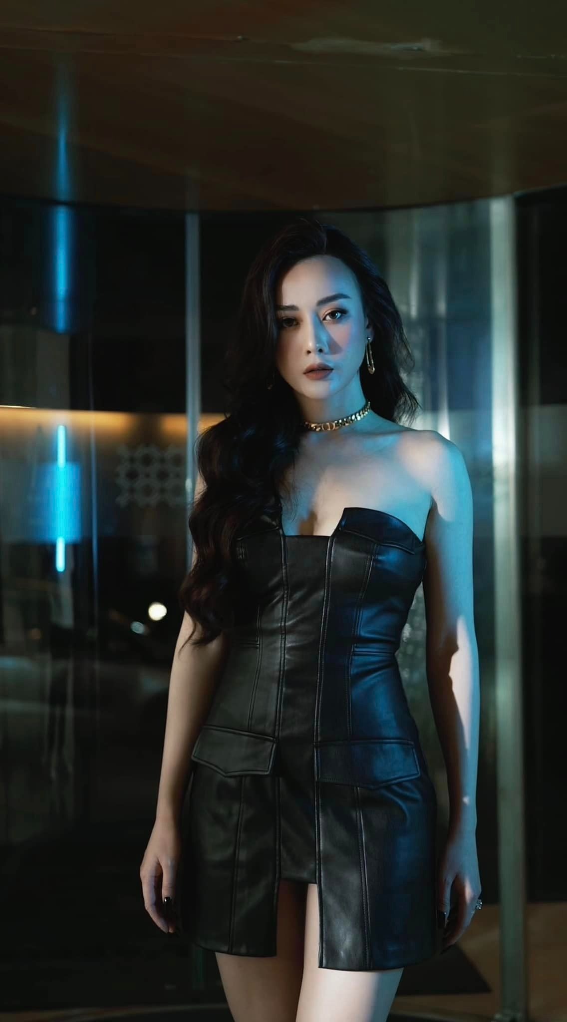 Phương Oanh đẹp sang chảnh trong bộ hình mới khiến ai nấy xuýt xoa - Ảnh 1