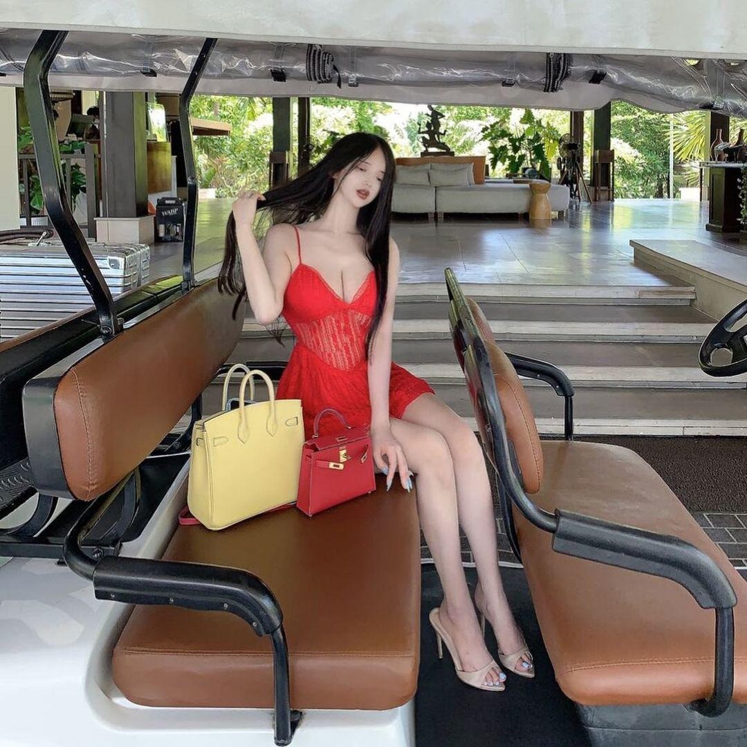 Diện mạo bất thường của 'thánh nữ cà áp'. Ảnh: IG Diện mạo bất thường của 'thánh nữ cà áp'. Ảnh: IG