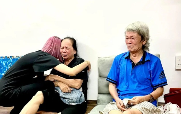 Nhói lòng trước mất mát lớn của bảo vệ chung cư mini trong vụ cháy tại Khương Hạ - Ảnh 1 Nhói lòng trước mất mát lớn của bảo vệ chung cư mini trong vụ cháy tại Khương Hạ - Ảnh 1