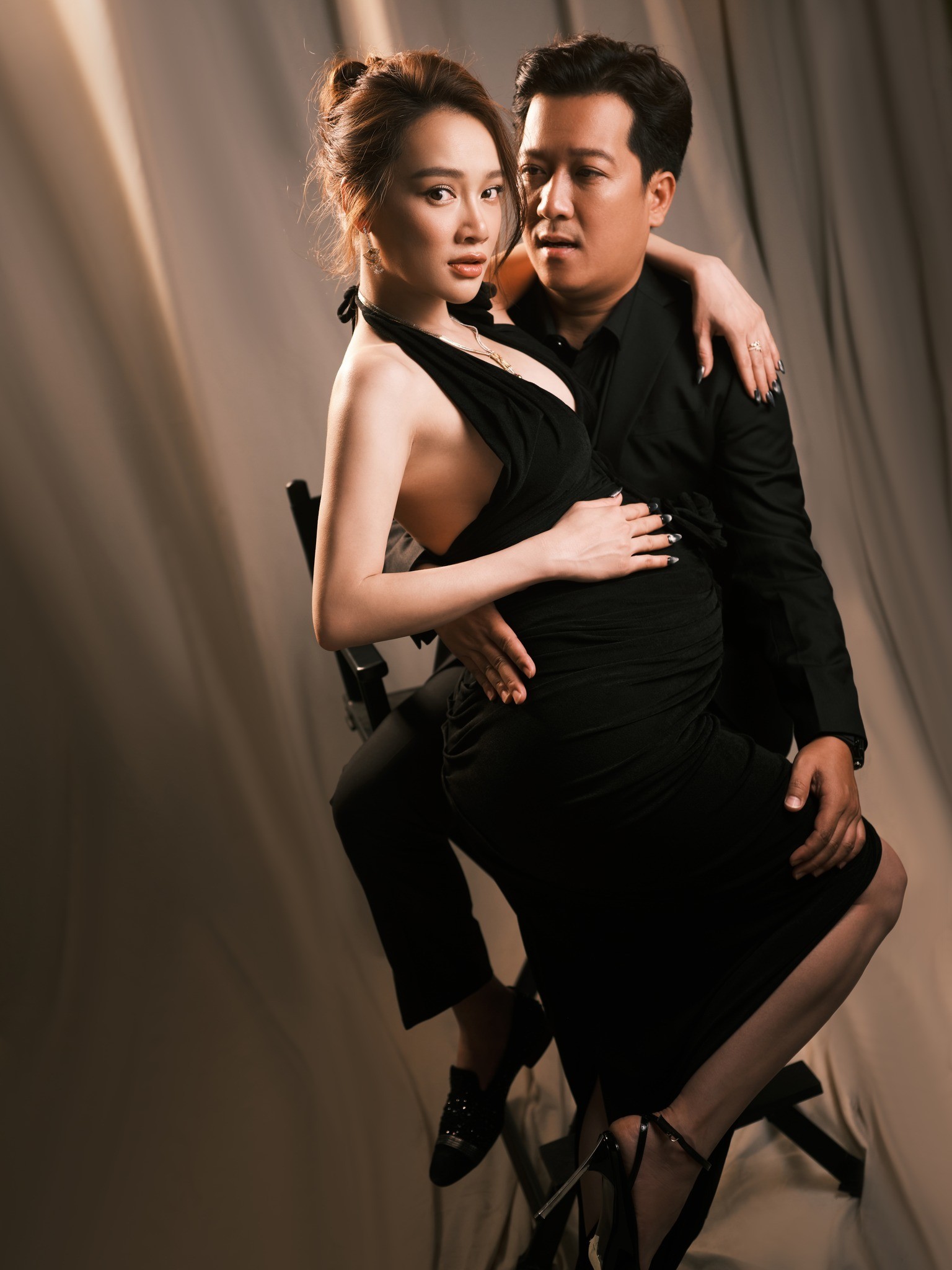 Nhã Phương hiện diện với phong thái cực sang chảnh ở tháng cuối thai kỳ - Ảnh 4 Nhã Phương hiện diện với phong thái cực sang chảnh ở tháng cuối thai kỳ - Ảnh 4