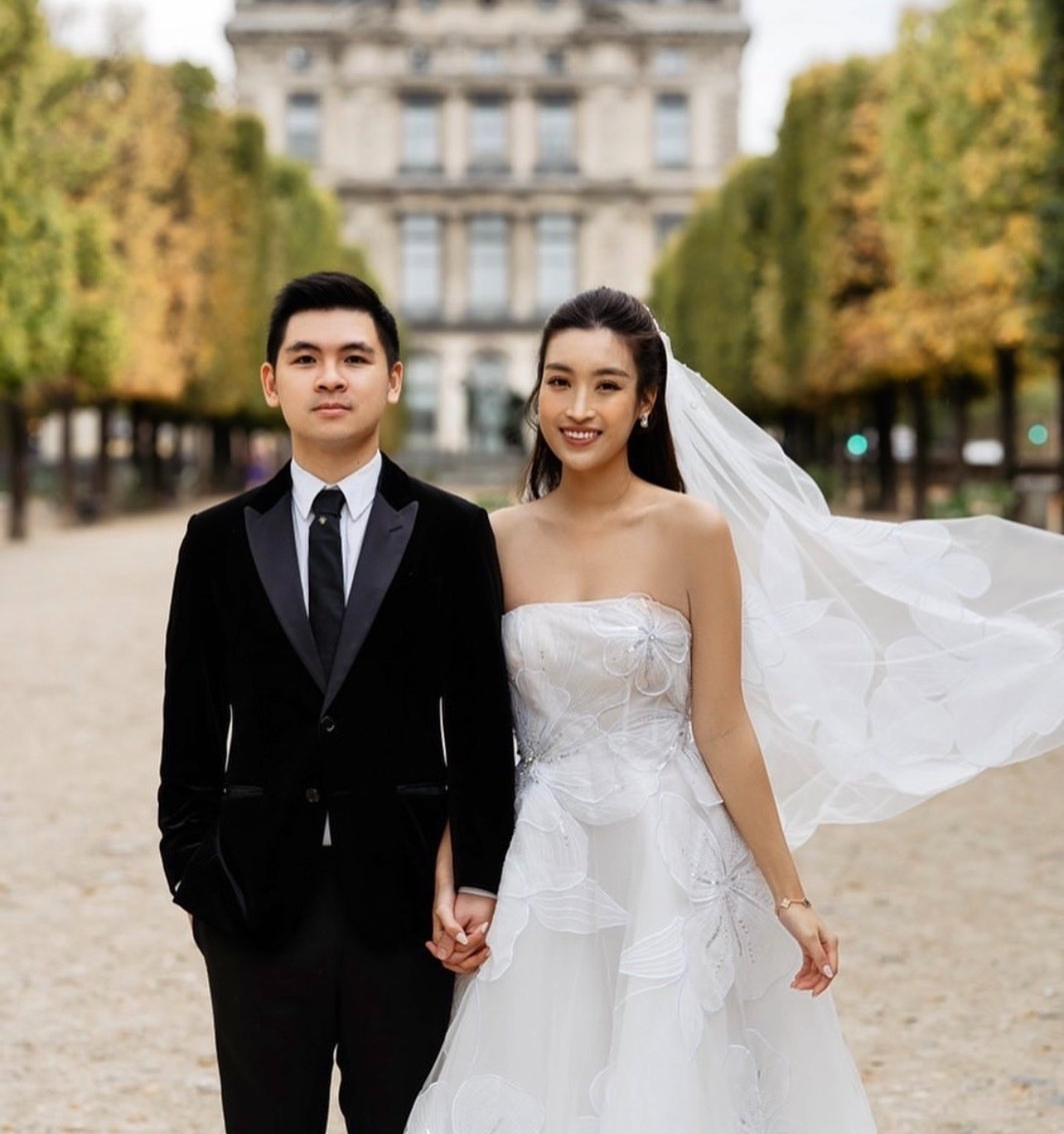 Đỗ Mỹ Linh hiện diện hậu sinh con đầu lòng, được chồng chủ tịch tặng quà bất ngờ - Ảnh 2 Đỗ Mỹ Linh hiện diện hậu sinh con đầu lòng, được chồng chủ tịch tặng quà bất ngờ - Ảnh 2