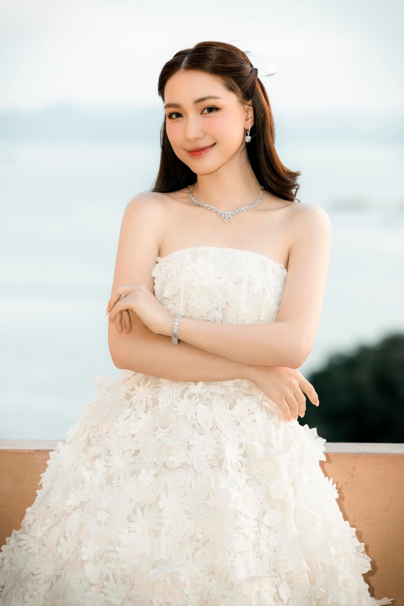 Nhan sắc Hòa Minzy ngày một thăng hạng. Ảnh: FBNV