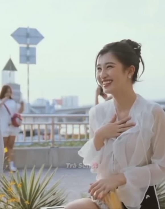 Sao Việt 17/10: Đỗ Thị Hà xuất hiện trên báo Hàn Quốc, Búi Lan Hương nói về đám cưới với Nguyễn Quang Dũng - Ảnh 2 Sao Việt 17/10: Đỗ Thị Hà xuất hiện trên báo Hàn Quốc, Búi Lan Hương nói về đám cưới với Nguyễn Quang Dũng - Ảnh 2