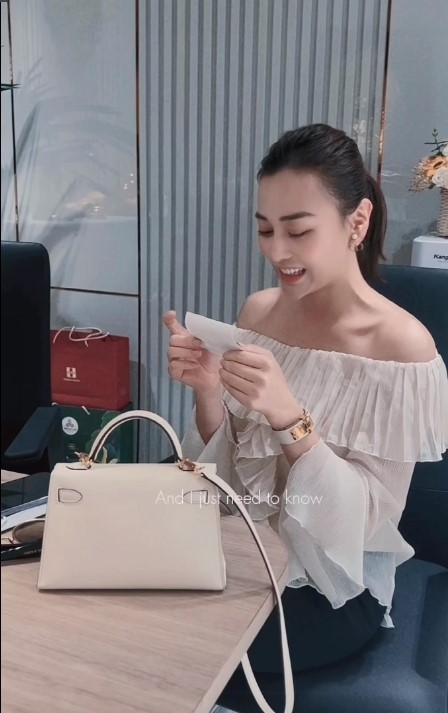 Phương Oanh xinh đẹp ở những tháng đầu thai kỳ. Ảnh: Chụp màn hình Phương Oanh xinh đẹp ở những tháng đầu thai kỳ. Ảnh: Chụp màn hình