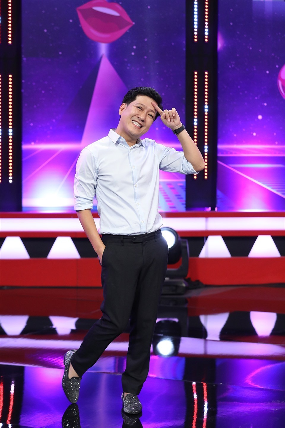 Sao Việt 28/10: Trường Giang vén màn quá khứ thuở mới vào nghề, Puka - Gin Tuấn Kiệt ấn tượng trong bộ ảnh cưới - Ảnh 1