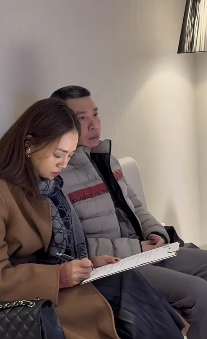 Nghệ sĩ Công Lý tình hình sức khỏe đang ngày một đi lên. Ảnh: Chụp màn hình Nghệ sĩ Công Lý tình hình sức khỏe đang ngày một đi lên. Ảnh: Chụp màn hình