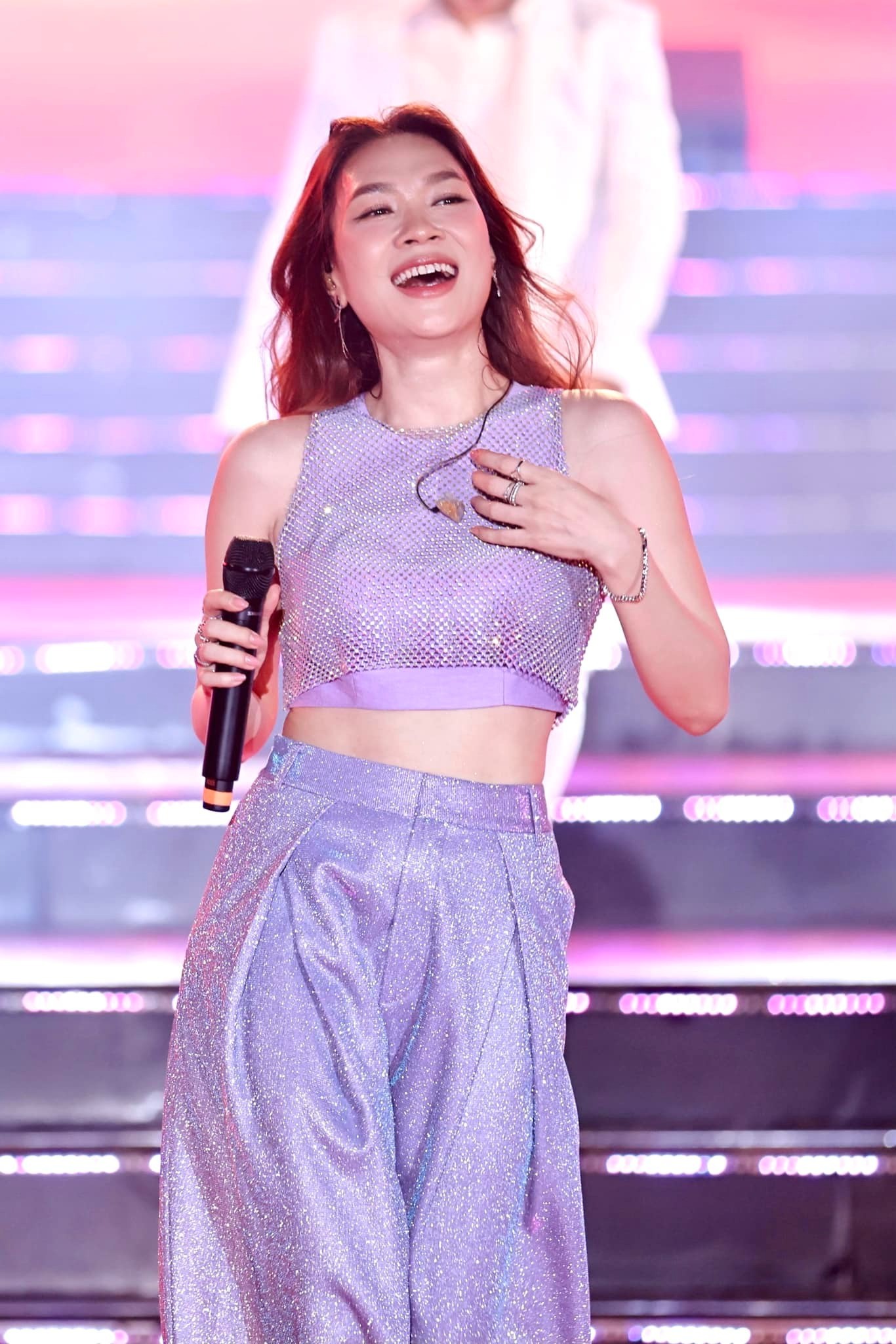 Mỹ Tâm vỡ òa hạnh phúc sau khi đón nhận tin vui từ người hâm mộ - Ảnh 1