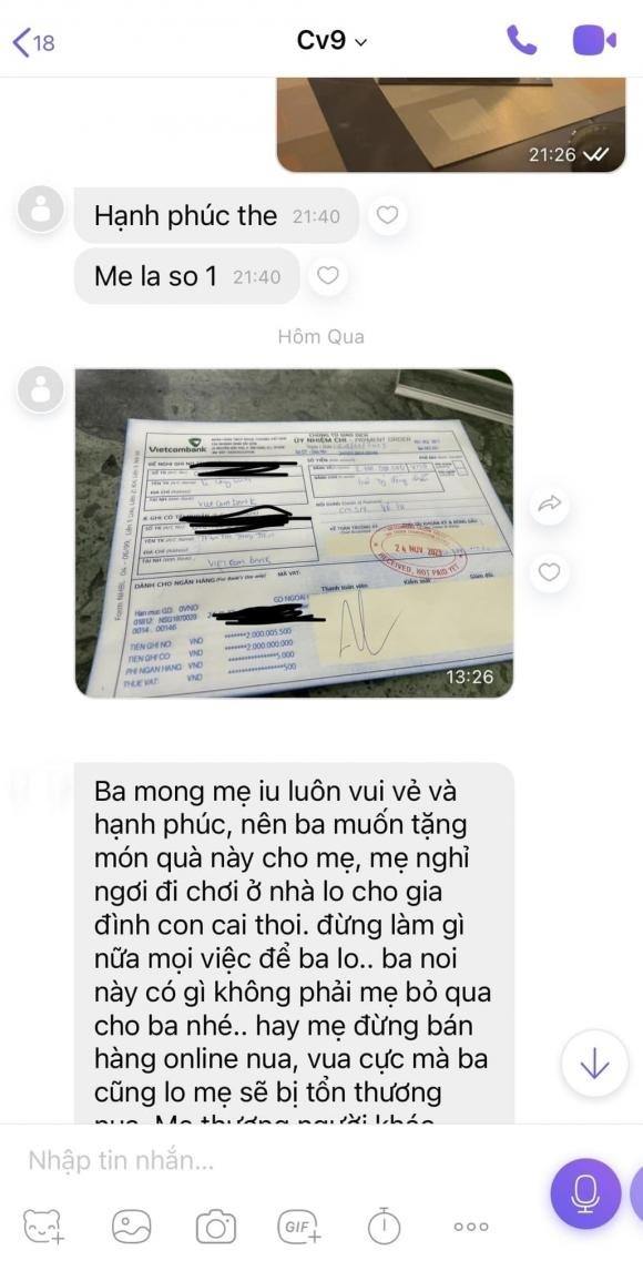 Thủy Tiên bị công kích khi livestream bán hàng, Công Vinh lập tức tung tiền tỷ an ủi vợ - Ảnh 2 Thủy Tiên bị công kích khi livestream bán hàng, Công Vinh lập tức tung tiền tỷ an ủi vợ - Ảnh 2