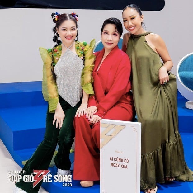 Sao Việt 27/11: Nghi vấn H'Hen Niê có tình mới, Trấn Thành bất ngờ gửi lời đến chị đẹp Mỹ Linh - Ảnh 3 Sao Việt 27/11: Nghi vấn H'Hen Niê có tình mới, Trấn Thành bất ngờ gửi lời đến chị đẹp Mỹ Linh - Ảnh 3
