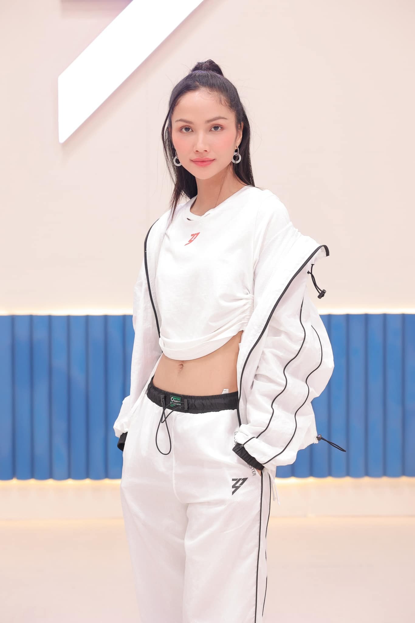 H'Hen Niê háo hức với đám cưới giữa nghi vấn được bạn trai cầu hôn - Ảnh 2