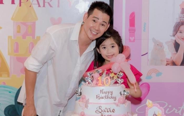 Phùng Ngọc Huy đang nỗ lực để đưa con gái Lavie sang Mỹ. Ảnh: FBNV Phùng Ngọc Huy đang nỗ lực để đưa con gái Lavie sang Mỹ. Ảnh: FBNV