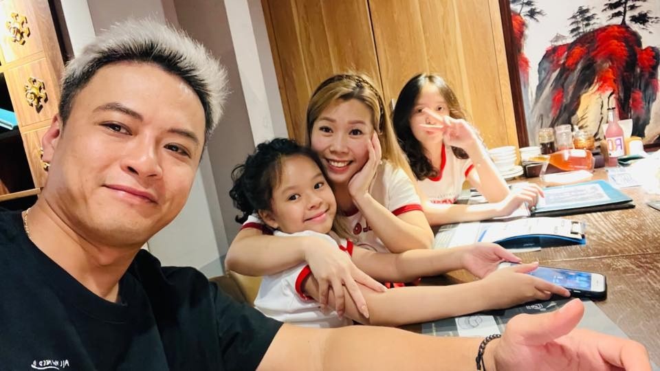 Hồng Đăng than thở về công việc hiện tại sau khi thôi việc tại Nhà hát Kịch Hà Nội - Ảnh 1