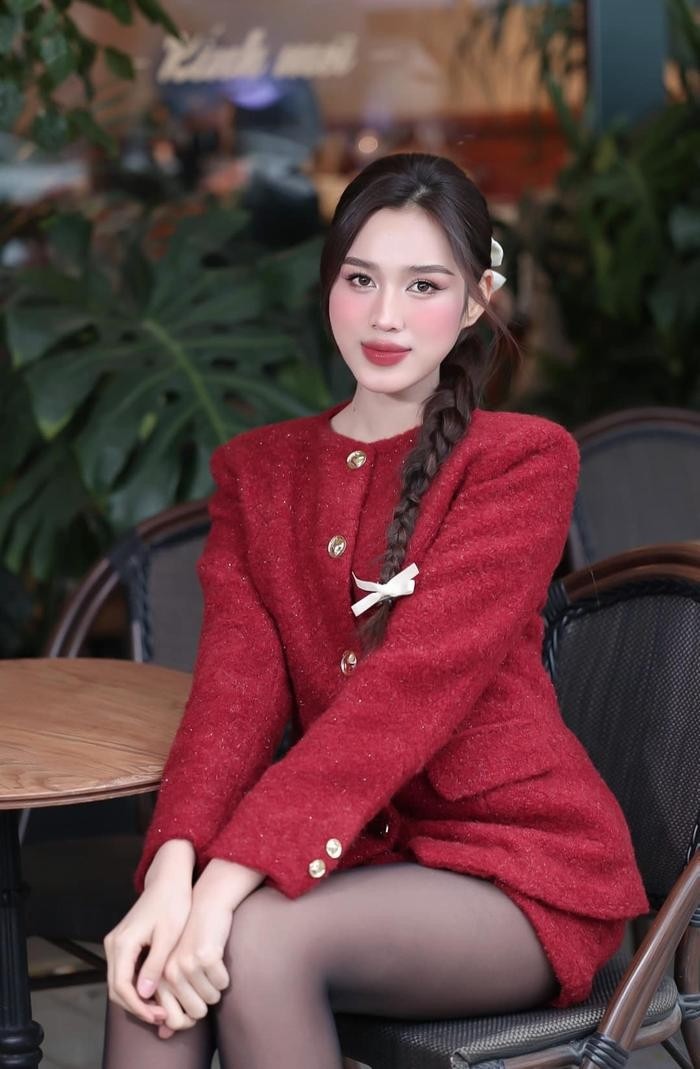 Nhan sắc Đỗ Thị Hà ngày càng thăng hạng. Ảnh: Internet Nhan sắc Đỗ Thị Hà ngày càng thăng hạng. Ảnh: Internet