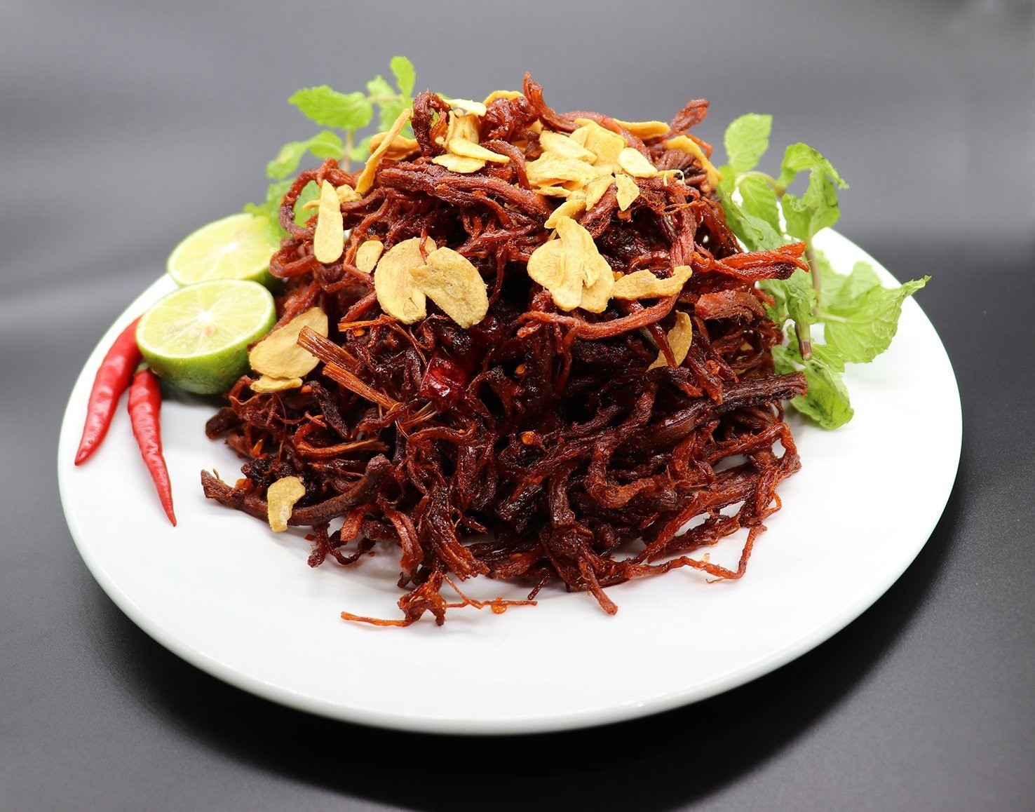 Cách làm khô heo cháy tỏi cực ngon và đơn giản tại nhà: Thức quà vặt 'hết sảy' nhâm nhi ngày Tết - Ảnh 5