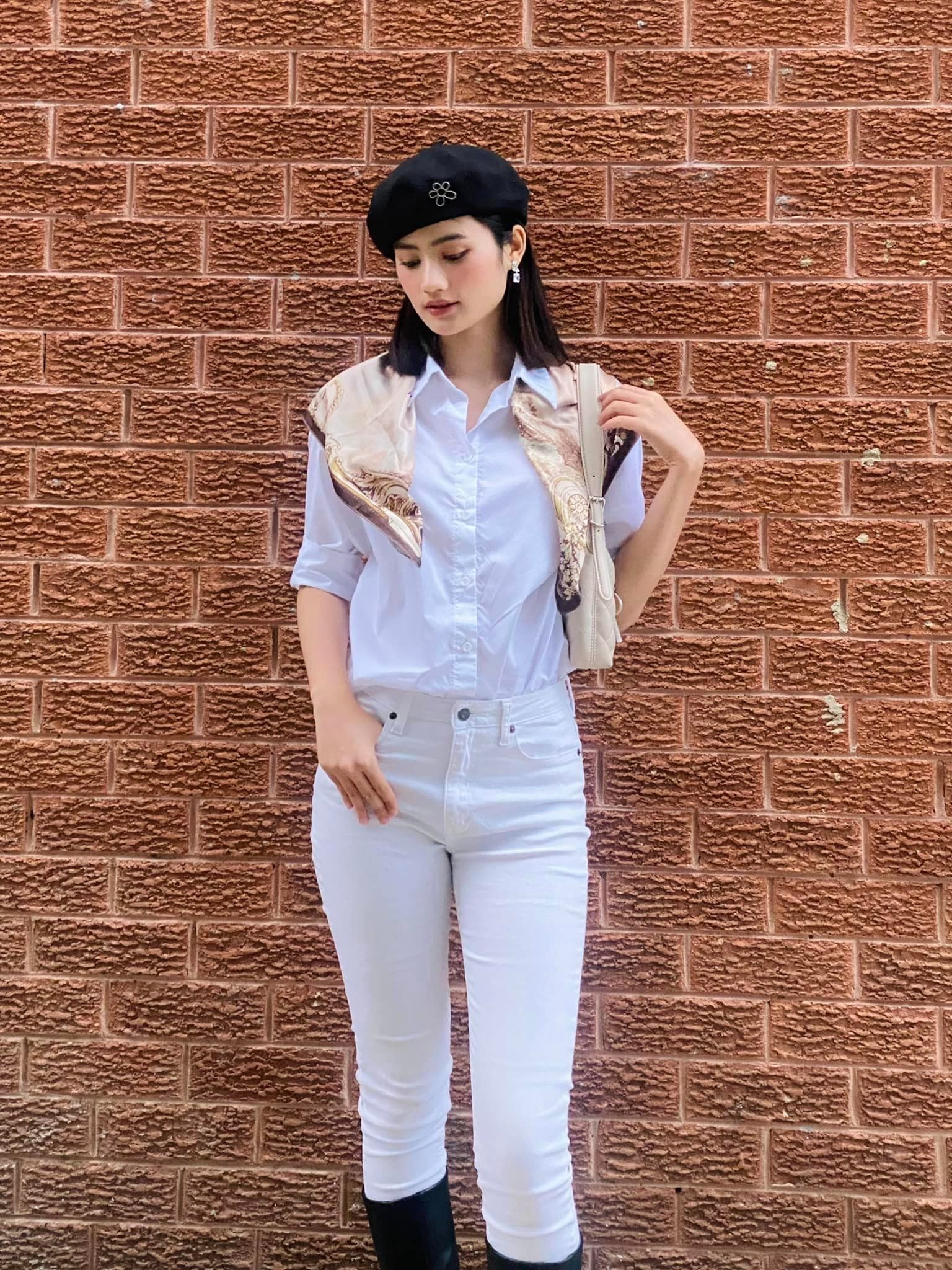 Hoa hậu Ý Nhi đón năm mới rạng ngời, được CDM khen ngợi hết lời bởi 1 điều - Ảnh 1