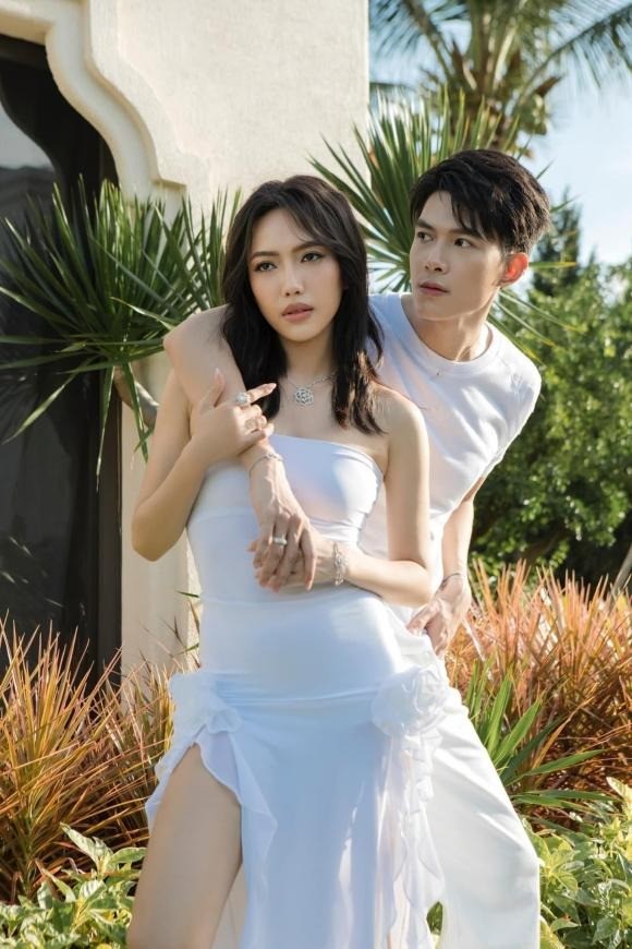 Diệu Nhi và Anh Tú là cặp đôi nhận được tình cảm của đông đảo công chúng. Ảnh: FBNV Diệu Nhi và Anh Tú là cặp đôi nhận được tình cảm của đông đảo công chúng. Ảnh: FBNV