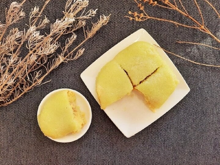 Thành phẩm khi gói bánh chưng bằng giấy bạc. Ảnh: Ngọc Huyền Thành phẩm khi gói bánh chưng bằng giấy bạc. Ảnh: Ngọc Huyền