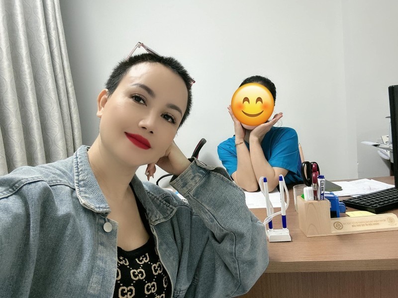 Diễn viên Đào Hoàng Yến gây chú ý với loạt hình ảnh ở phòng siêu âm. Ảnh: FBNV Diễn viên Đào Hoàng Yến gây chú ý với loạt hình ảnh ở phòng siêu âm. Ảnh: FBNV