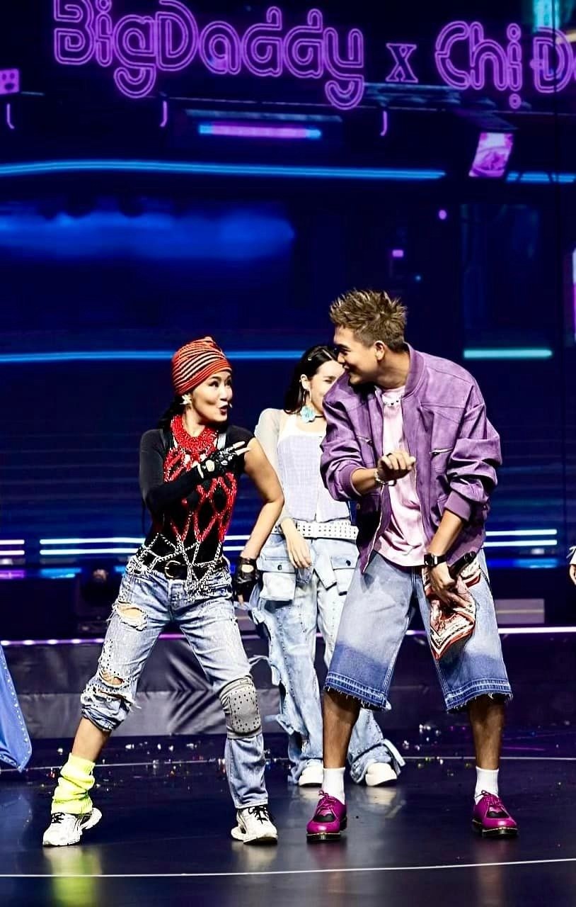 Diva Hồng Nhung phản hồi trước tin đồn xin rút khỏi Chị Đẹp Đạp Gió Rẽ Sóng - Ảnh 1 Diva Hồng Nhung phản hồi trước tin đồn xin rút khỏi Chị Đẹp Đạp Gió Rẽ Sóng - Ảnh 1