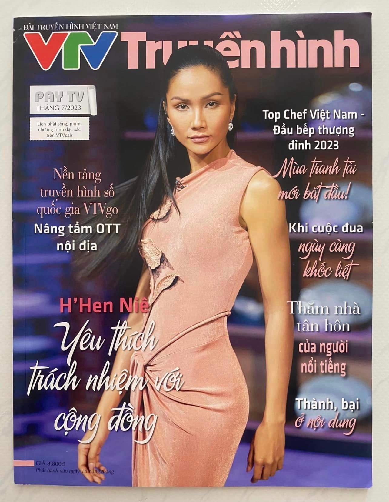 Ở bất cứ ảnh họa báo nào, thần thái của H'Hen Niê đều nhận được những lời khen ngợi. Ảnh: FBNV