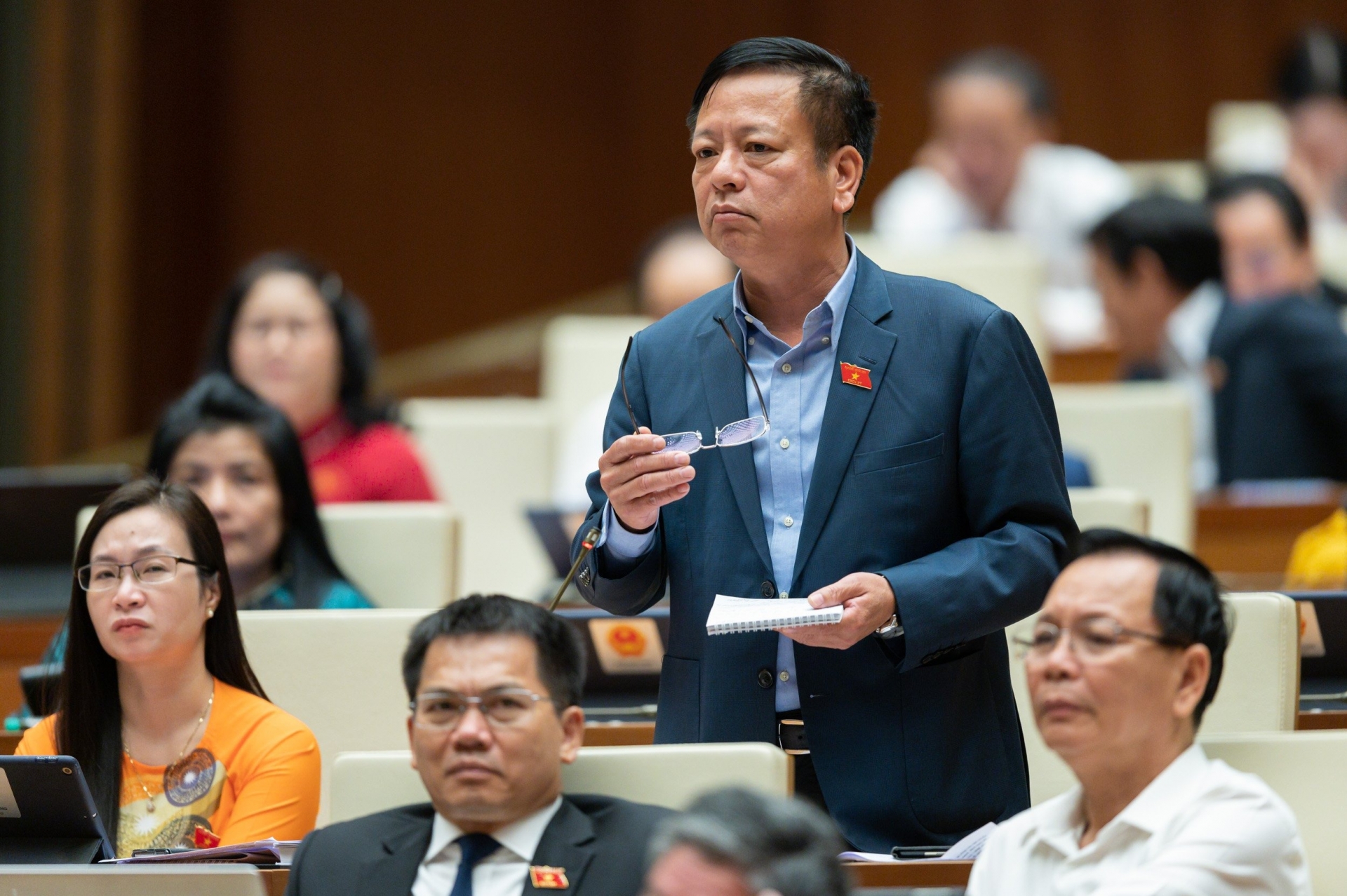 ĐBQH Nguyễn Trường Giang phát biểu tranh luận.