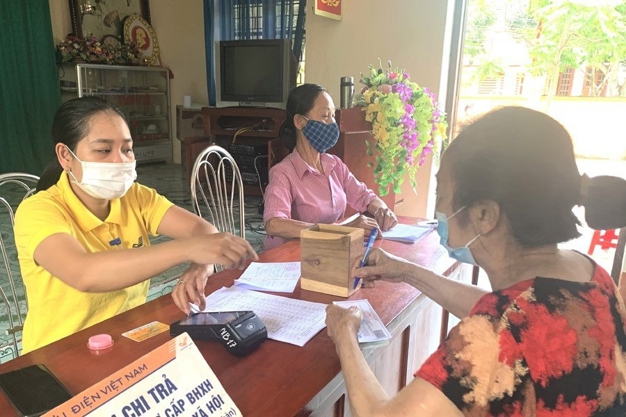 Hiện nay, người đang hưởng mức lương cao nhất trên địa bàn TP.HCM là ông P.P.N.T. với số tiền 124.700.000 đồng/tháng. Ảnh minh hoạ