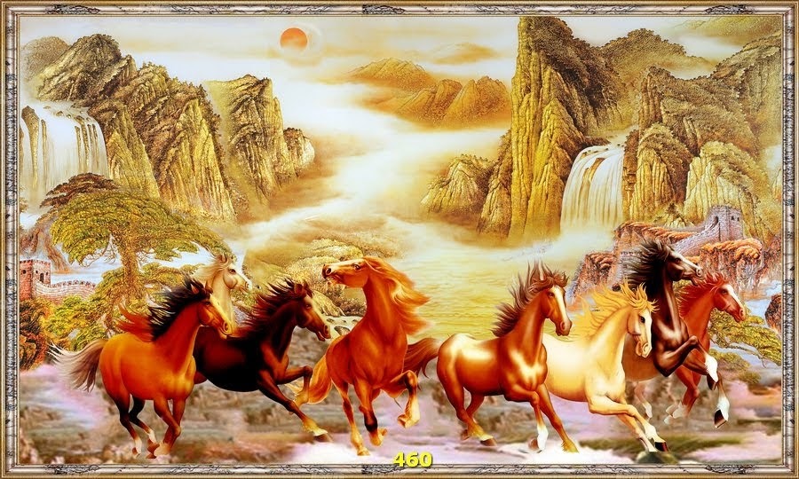 Theo phong thủy, ngựa không những là con vật trung thành nhất mà ngựa còn là biểu tượng của sự kiên nhẫn, bền bỉ, lâu dài, ngựa mang lại sự may mắn, tài lộc.