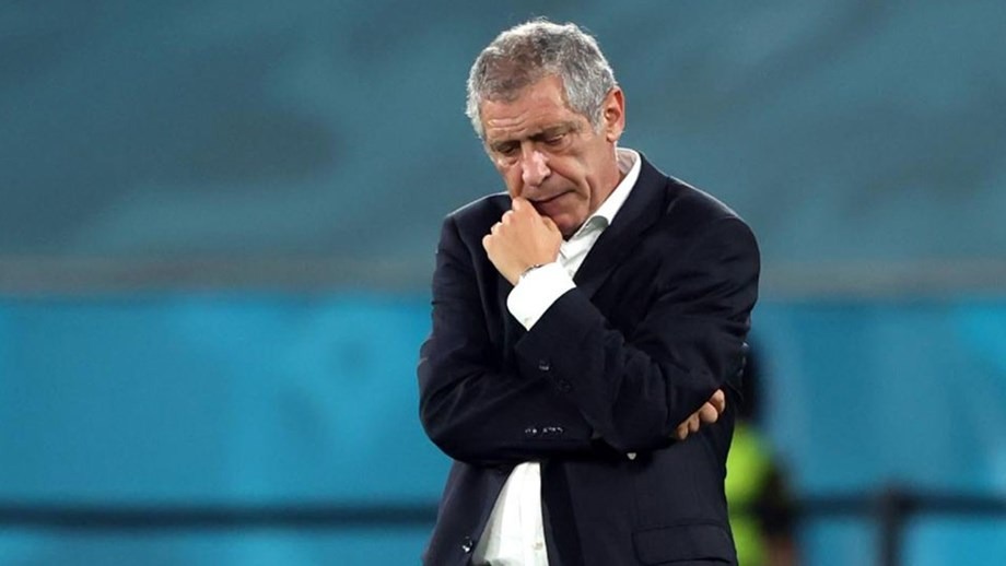 HLV Santos kết thúc hành trình 8 năm đầy vinh quang và nước mắt.