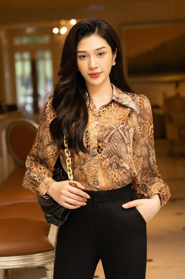 Chung kết World Cup 2022: Nữ BTV xinh đẹp dự đoán Messi sẽ giành cup vô địch - Ảnh 1 Chung kết World Cup 2022: Nữ BTV xinh đẹp dự đoán Messi sẽ giành cup vô địch - Ảnh 1