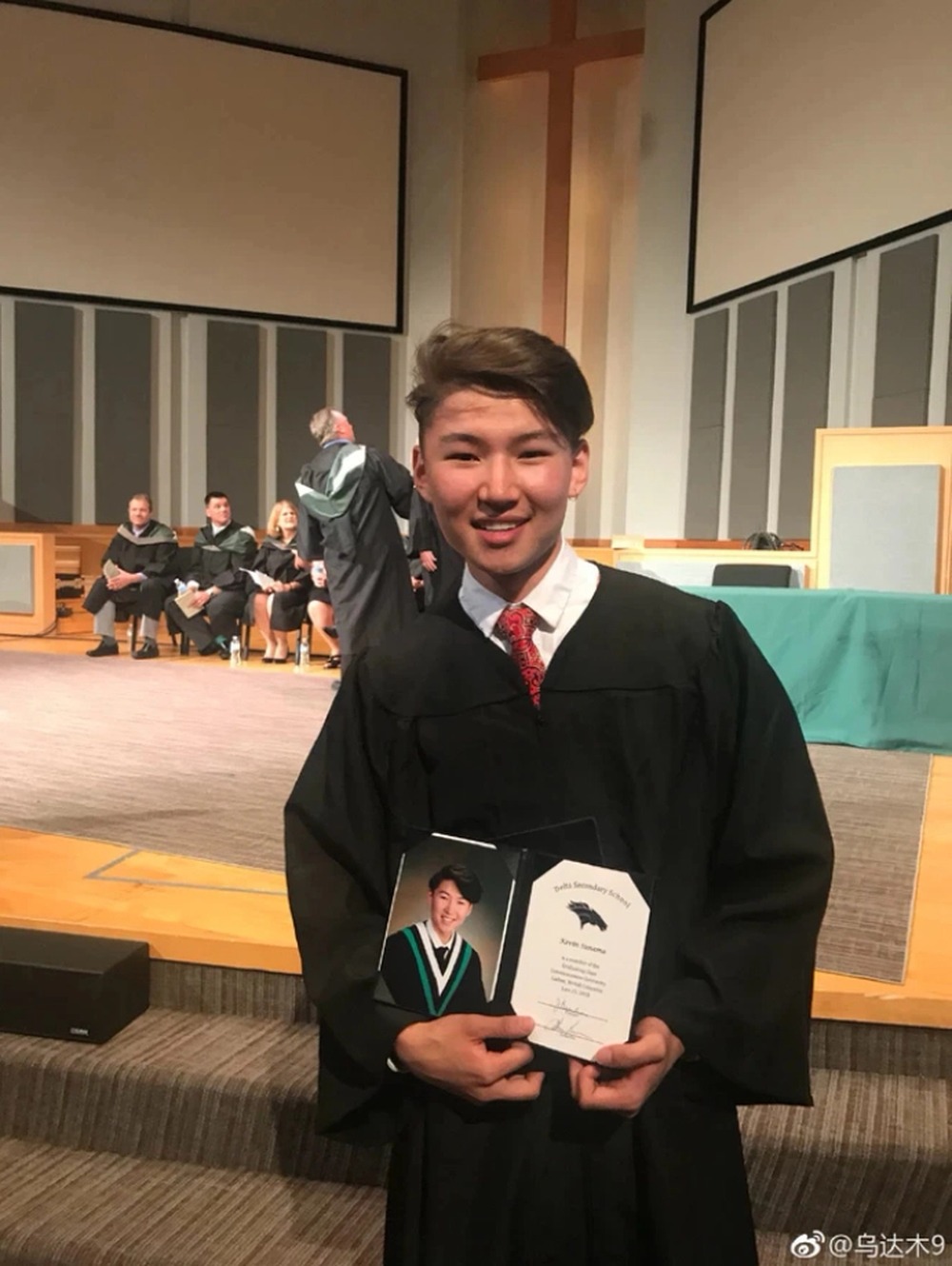 Dẫu theo đuổi con đường nghệ thuật nhưng các sản phẩm âm nhạc của Uudam đều không vượt qua được Gặp Mẹ Trong Mơ.