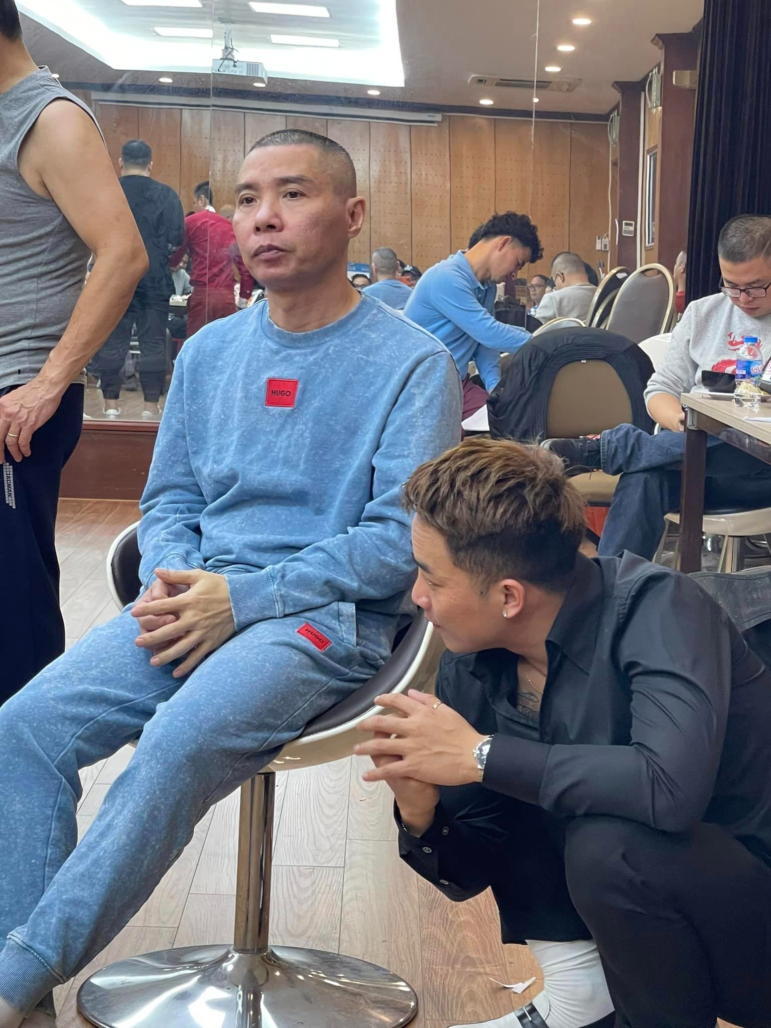 Việc NSND Công Lý tham gia chương trình sau một thời gian dài dưỡng bệnh đã thu hút sự quan tâm nồng nhiệt từ phía công chúng.