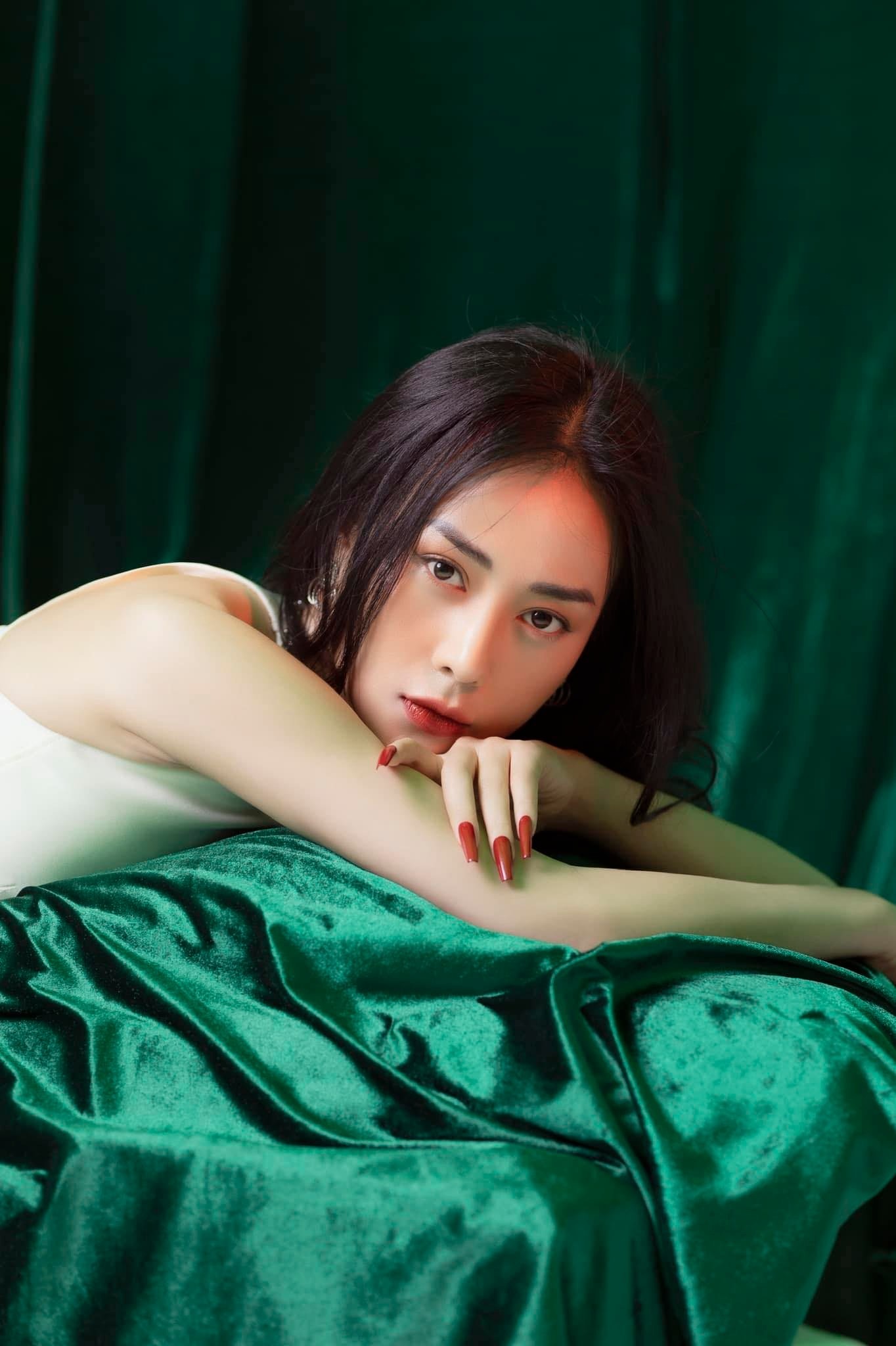 Giọng hát của Phương Oanh ra sao khi nối gót Chi Pu muốn lấn sân sang lĩnh vực ca hát?