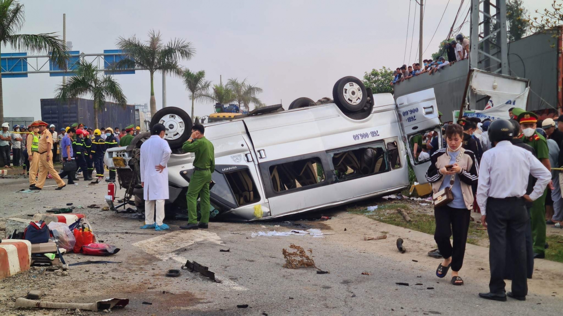 Xe khách bị nạn đã vi phạm về tốc độ.