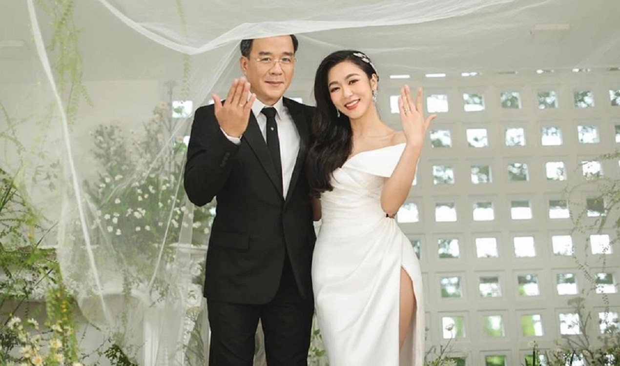 'Vua cá Koi' Thắng Ngô có động thái ngầm phủ nhận tin đồn ly hôn với Hà Thanh Xuân 3 'Vua cá Koi' Thắng Ngô có động thái ngầm phủ nhận tin đồn ly hôn với Hà Thanh Xuân 3