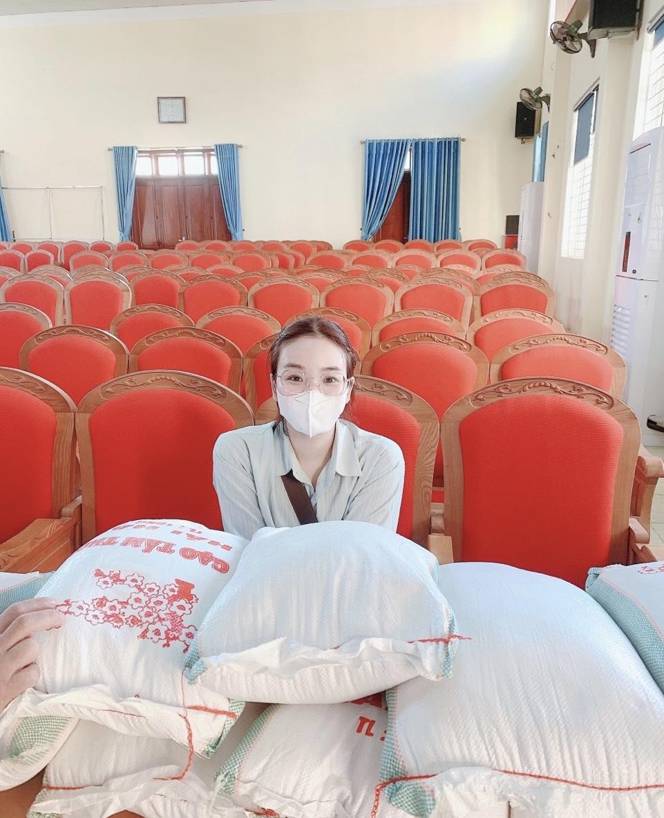 Tiktoker Minh Minh: 'Trở thành Idol mang đến thu nhập thay đổi cuộc sống của gia đình tôi tốt hơn' 4 Tiktoker Minh Minh: 'Trở thành Idol mang đến thu nhập thay đổi cuộc sống của gia đình tôi tốt hơn' 4