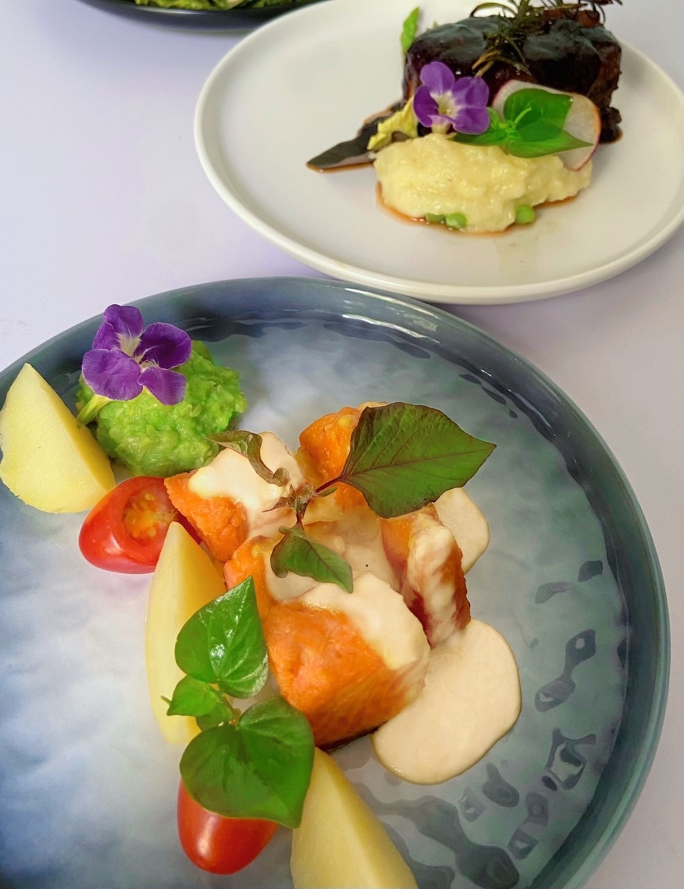 Lê Minh Hiếu: Đi một vòng để được sống đúng đam mê  - Ảnh 1